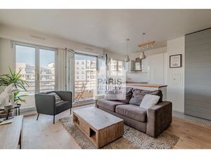 COURBEVOIE - BECON 2 PIECES AVEC LARGE BALCON / JARDIN - POSSIBILITE PARKING