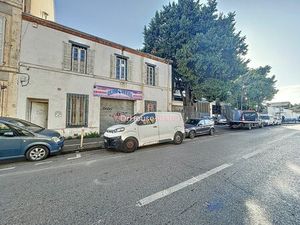 Vente Immeuble en Zone Franche avec Entrepôt et Bureaux