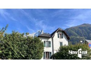 CHAMONIX MONT-BLANC - LES PRAZ - MAISON DE PAYS à Rénover - 8 Pièces - 5 CHAMBRES - 167 m²