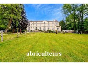 Vente maison 16 pièces 1000 m² Morigny-Champigny (91150)