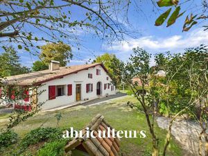 Vente maison 8 pièces 235 m² Orthez (64300)