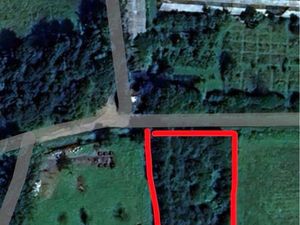 Terrain à Coulommiers 1297 m²