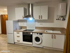 Studio 27 m2 à louer à l’année à PORT LA NOUVELLE