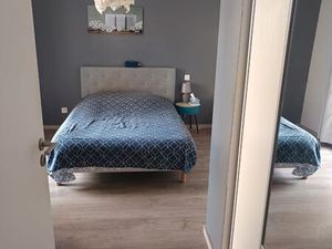 Loue F2 entièrement meublé