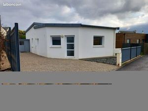 Maison à louer à Carantec