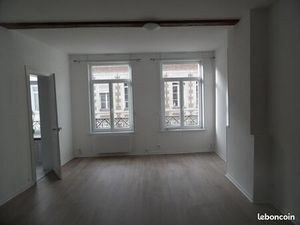 Cambrai centre appartement T2 54 m2 1er étage