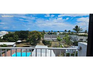 F2 à Sainte-Clotilde