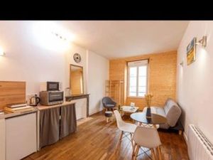 Loue T1 bis hyper centre meublé 26 m2