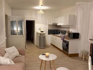 Appartement T2 45m2 avec petite cour collective