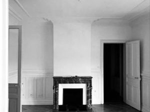 BIEN D’EXCEPTION – APPARTEMENT HAUSSMANNIEN DE 186 m² AVEC GARAGE  EMPLACEMENT PREMIUM À D