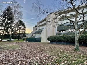 Studio 1 pièce 27 m²