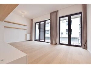 Appartement à louer avec terrasse et 2 chambres   Ixelles (VBD64656)