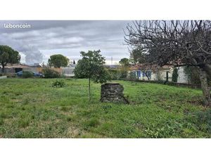 Terrain 547 m² Meysse