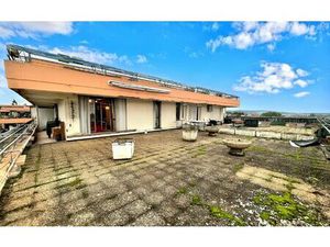 Appartement Nîmes m² T-3 à vendre  57 000 €