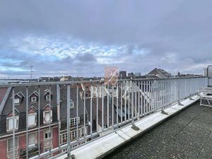 GRAND T1 AVEC TERRASSE QUARTIER GARE