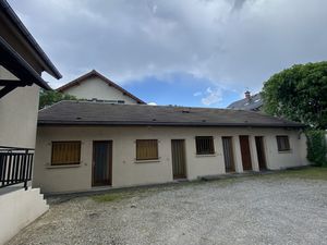 JACOB BELLECOMBETTE  studio meublé proche FAC