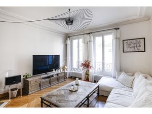 Quartier République Appartement 2 pièces Suresnes Longchamps