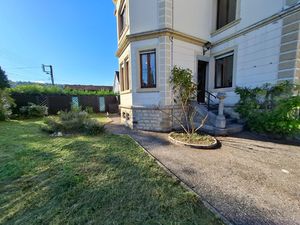 Valentigney rare en rez-de-jardin