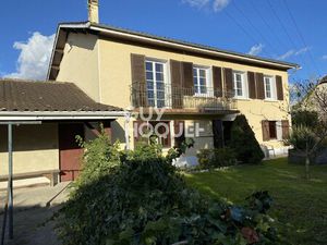 MAISON À VENDRE DE 8 PIÈCES DE 158 00 M²
