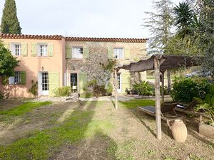 Entre vignes et mer - Bien atypique d'exception