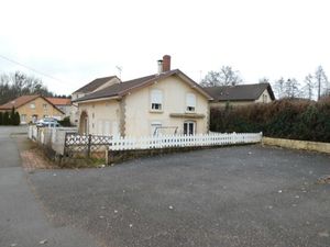 DEYVILLERS (88) à vendre charmante fermetteT5 de 114m² louée avec 500m² terrain - idéal in