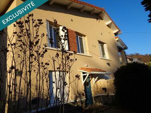 Maison de ville  5 chambres ou 2 appartements  avec terrrain