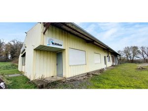 Local professionnel 380 m²