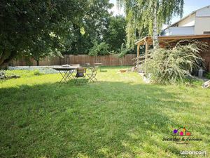 Propriété 3 pièces 100 m²