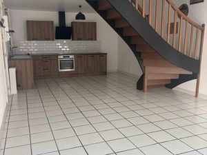 Grand appartement atypique avec grand garage