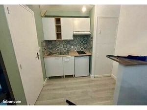 Studio meublé refait à neuf – Proche UBS