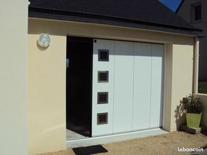 Cherche petite place de garage à Domino 17190