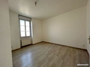 Appartement avec cour La Bussatte