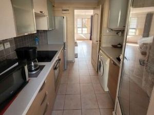 T2 meublé 42m2 + stationnement et cave