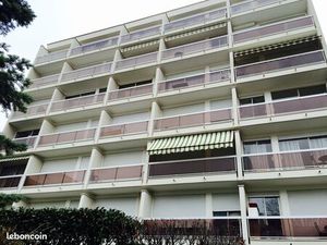 Studio Courbevoie 28m2 à louer + balcon/cave