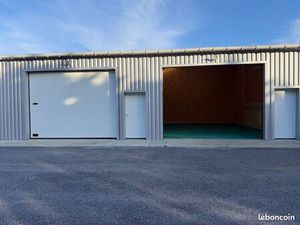 A louer Box de stockage de 53 m² avec électricité