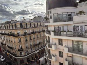 À louer – Studio meublé 15 m² – Hyper-centre de Levallois-Perret