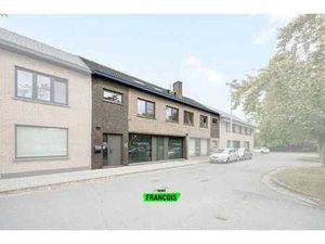 Maison clé en main avec espace professionnel à Beveren (Rou…