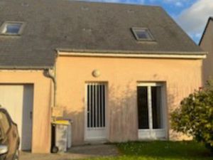 Maison trois chambres jardin et garage