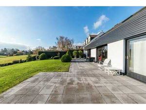 Charmante villa  idéalement située dans un clos