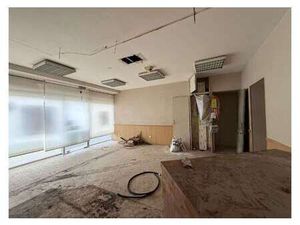 Vente Bureaux et commerces à Angers Justices (49000) : à vendre / 74m² Angers Justices