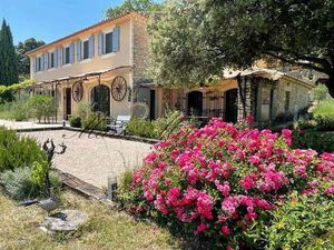 Maison de luxe à vendre à Gordes : 2 900 000€ | 342m²