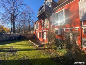 Très Bel Appartement de Standing au Coeur du Jardin de Ville de RIBEAUVILLE
