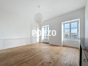 APPARTEMENT BOURGEOIS A LOUER DE TYPE F4 A CHERBOURG PROCHE DE L'HYPER CENTRE