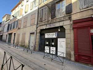 ENSEMBLE DE 7 LOTS VENDU EN PLATEAU A RENOVER