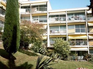 Deux pièces cannes dans résidence de service sénior