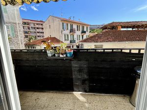 Carnoles charmant 3P  balcons  proche toutes commodités