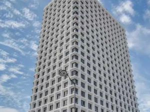 Bureaux à louer avec vue exceptionnelle sur la mer et les collines