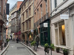 A céder droit au bail au coeur du quartier Saint Etienne de