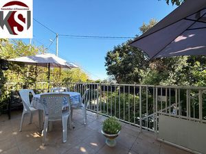 VILLA 90 m2 de plancher et garage sur 560 m2 clos