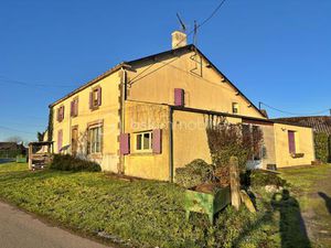Maison de 270 m² à Saint-Maurice-Des-Noues